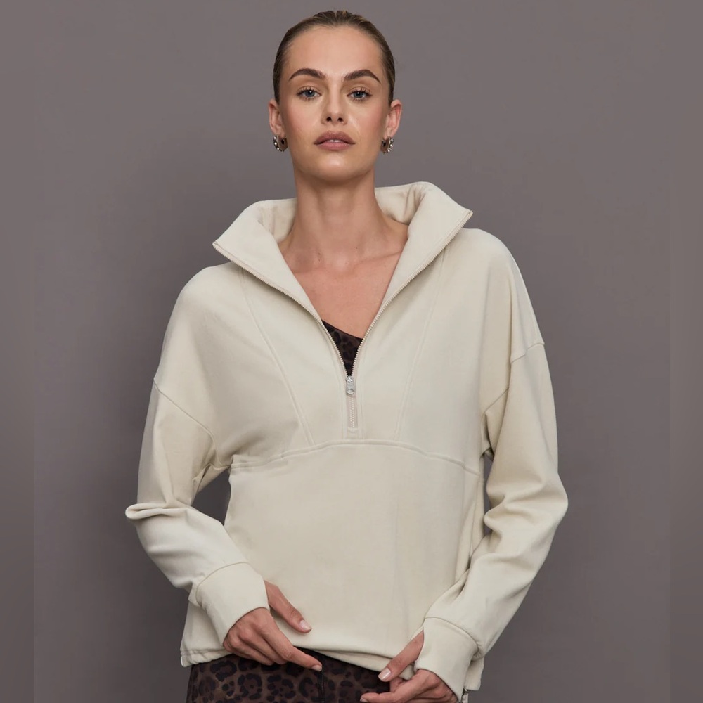 NWT VARLEY Timberley Half zip midlayer Size S cement